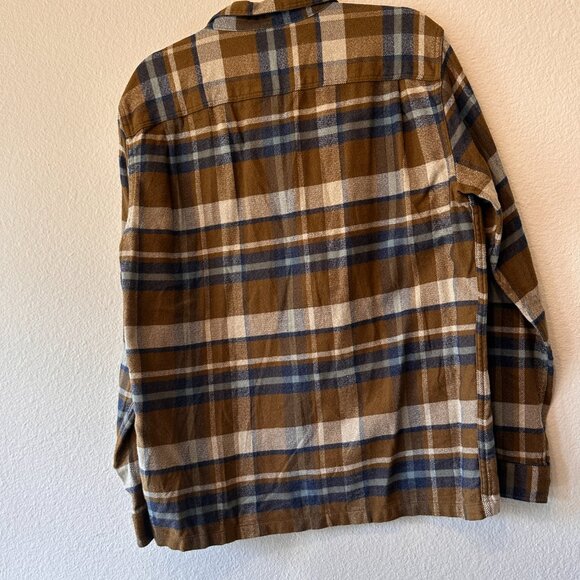 Patagonia Men's Long-Sleeved Fjord Mid-weight Flannel Shirt - Picture 5 of 5